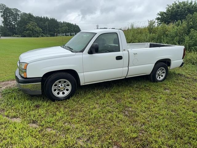 Image of Chevrolet 1500 equipment image 1
