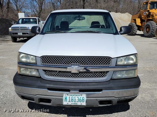Image of Chevrolet 1500 equipment image 1