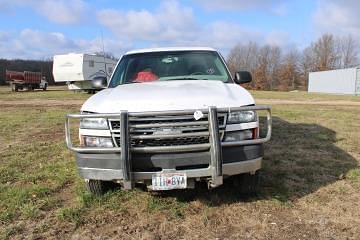 Image of Chevrolet 2500 equipment image 1