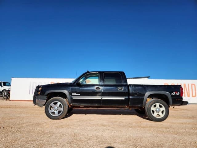 Image of Chevrolet 2500HD equipment image 1