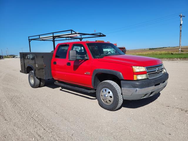 Image of Chevrolet 2500 equipment image 1