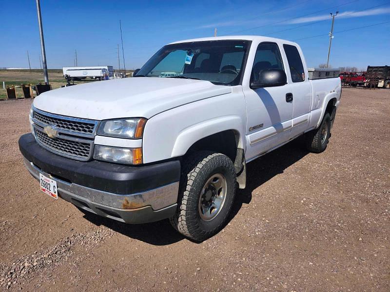 Image of Chevrolet 2500HD Primary image