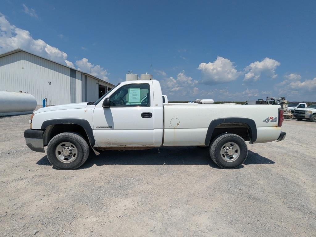 Image of Chevrolet 2500HD Primary image