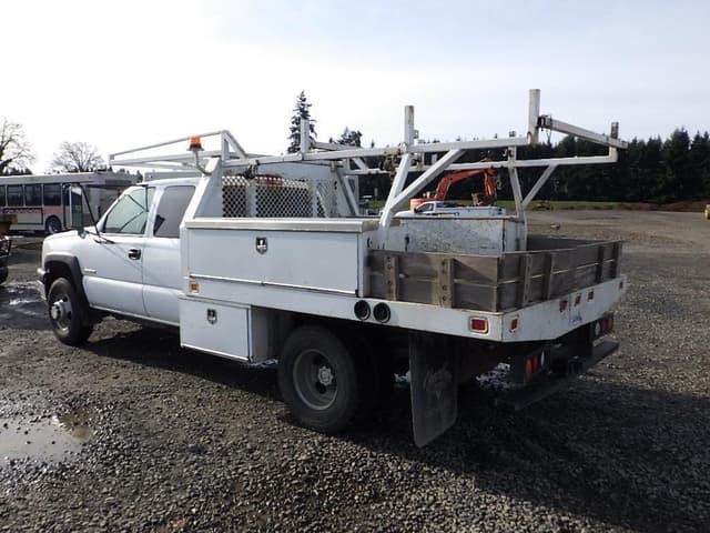 Image of Chevrolet 3500 equipment image 4