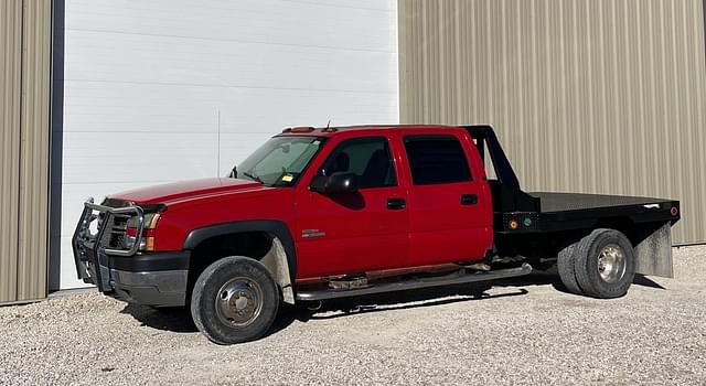 Image of Chevrolet 3500 equipment image 1