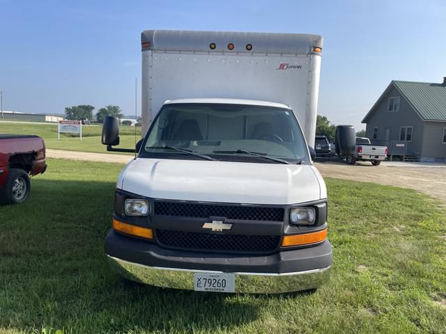Image of Chevrolet 3500 equipment image 1