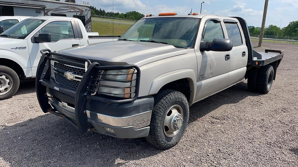Image of Chevrolet 3500 Primary image