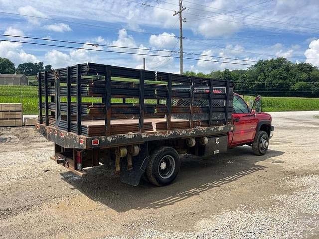 Image of Chevrolet 3500 equipment image 4