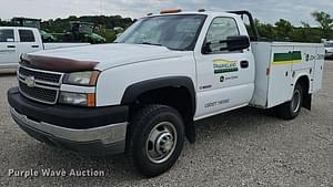 2005 Chevrolet 3500 Image