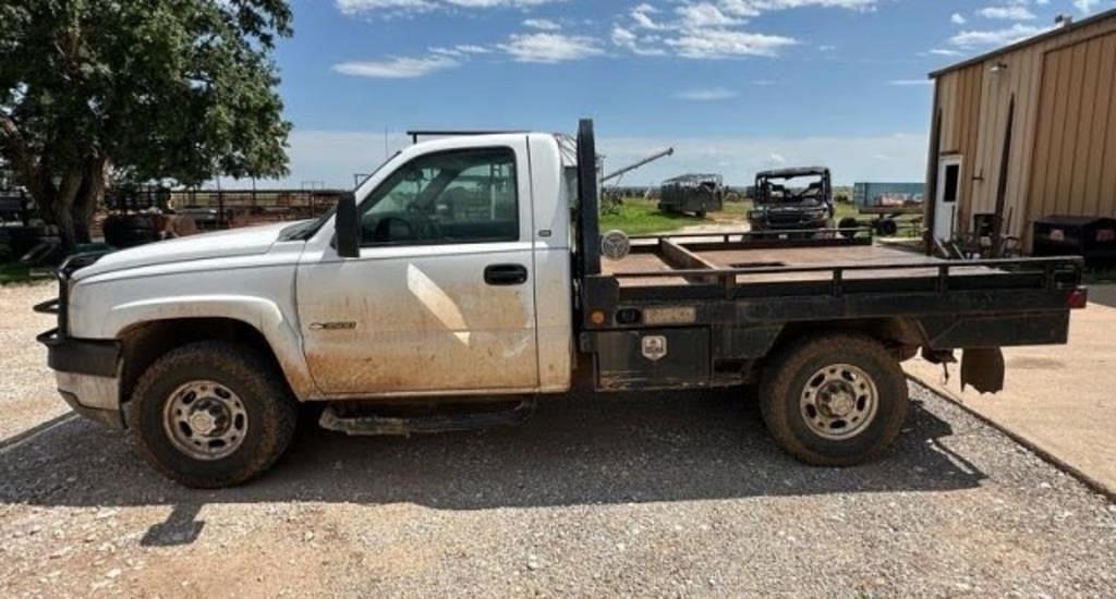 Image of Chevrolet 3500 Primary image
