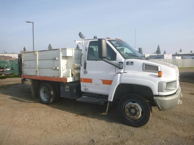 Image of Chevrolet 4500 equipment image 2