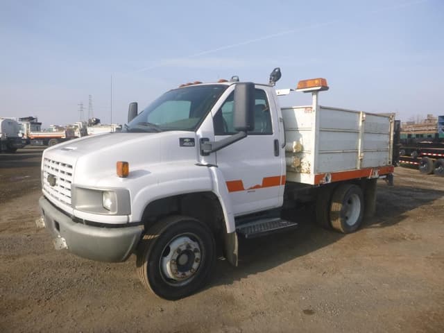 Image of Chevrolet 4500 equipment image 1