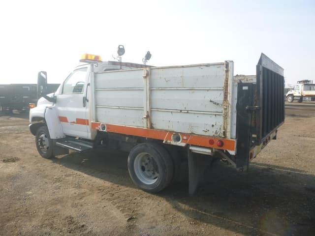 Image of Chevrolet 4500 equipment image 4