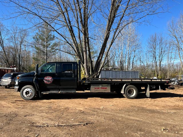 Image of Chevrolet 5500 equipment image 1