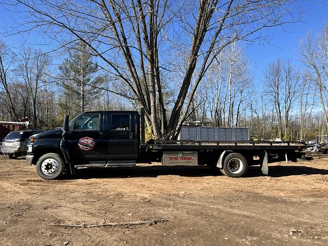 Image of Chevrolet 5500 equipment image 1