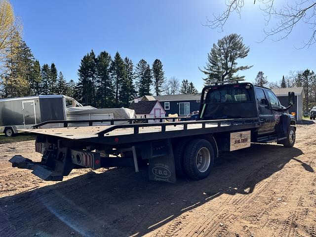 Image of Chevrolet 5500 equipment image 4