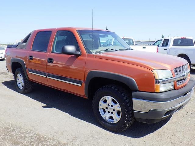 Image of Chevrolet Avalanche equipment image 1