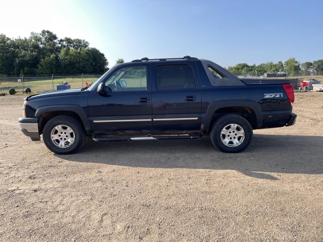 Image of Chevrolet Avalanche equipment image 1
