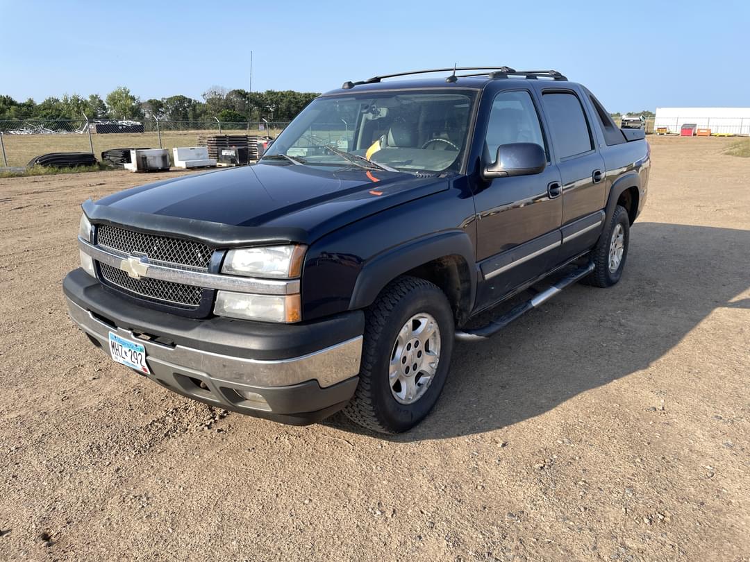 Image of Chevrolet Avalanche Primary image