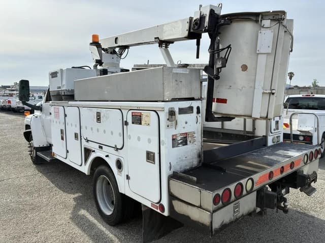 Image of Chevrolet C4500 equipment image 3