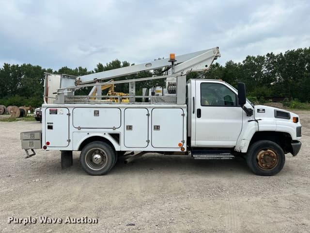 Image of Chevrolet C4500 equipment image 3