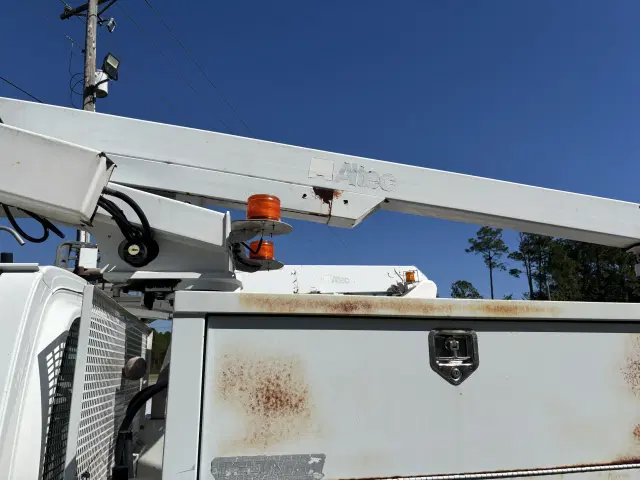 Image of Chevrolet C4500 equipment image 4