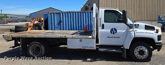 Image of Chevrolet C4500 equipment image 3