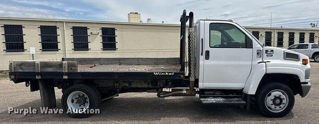 Image of Chevrolet C4500 equipment image 3