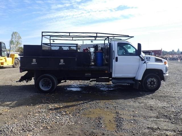 Image of Chevrolet C4500 equipment image 3