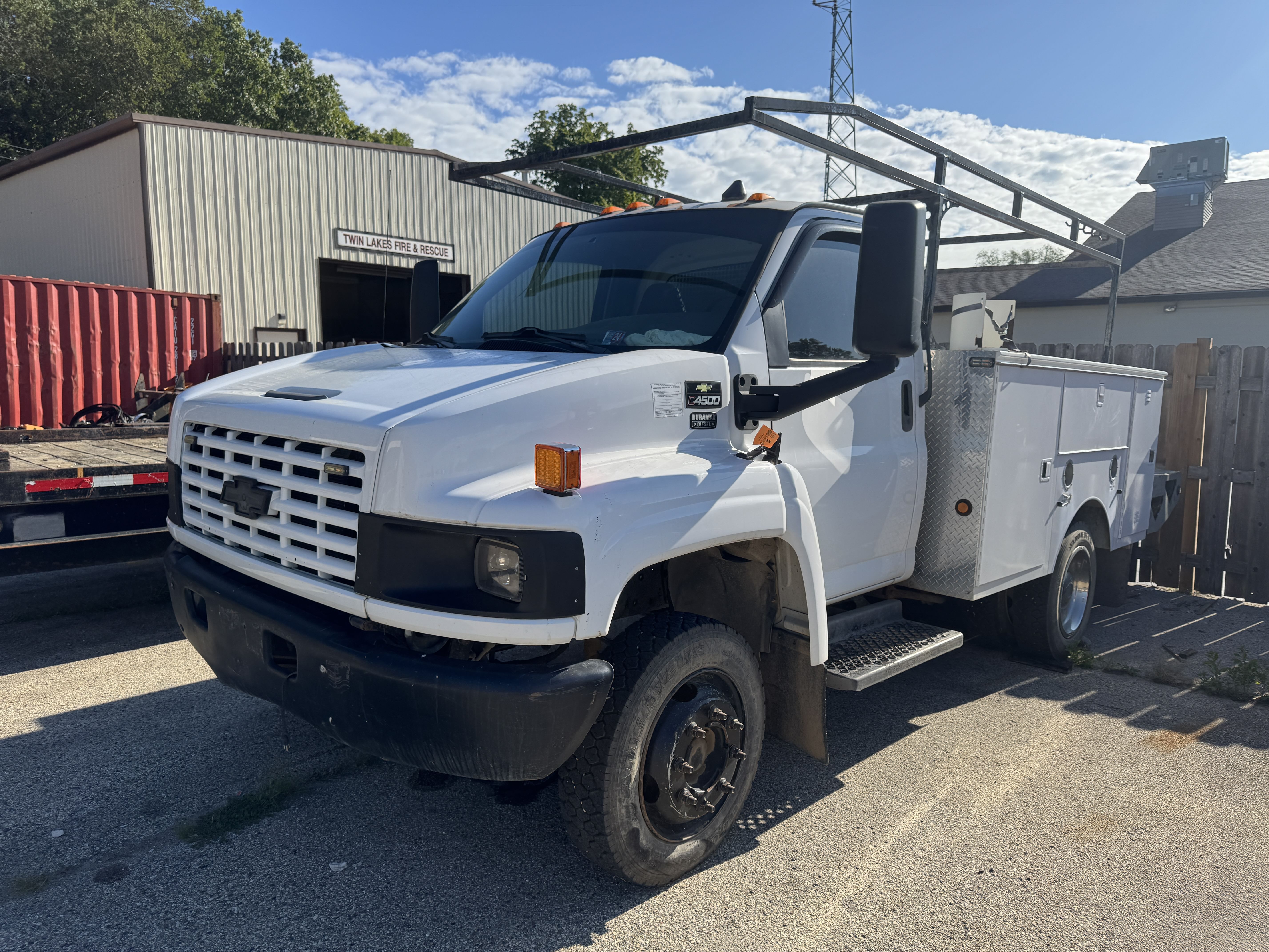 2005 Chevrolet C4500 Equipment Image0