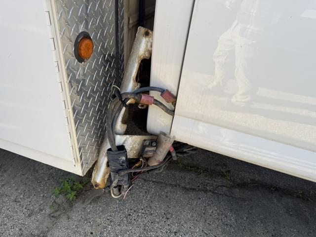 Image of Chevrolet C4500 equipment image 4