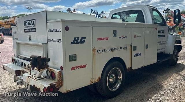 Image of Chevrolet C4500 equipment image 4