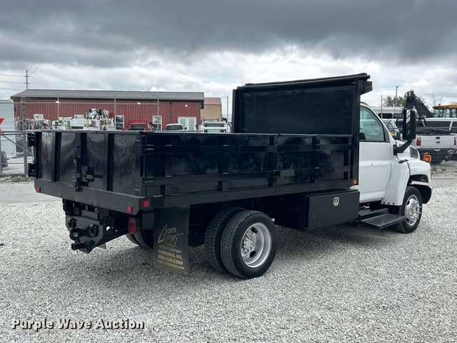 Image of Chevrolet C5500 equipment image 4