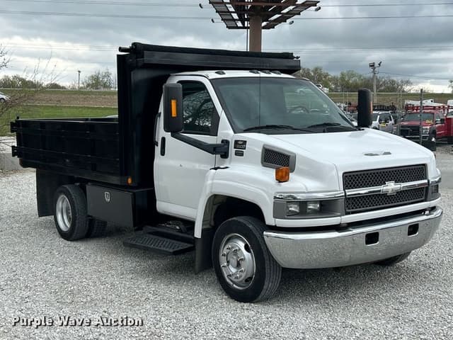 Image of Chevrolet C5500 equipment image 2