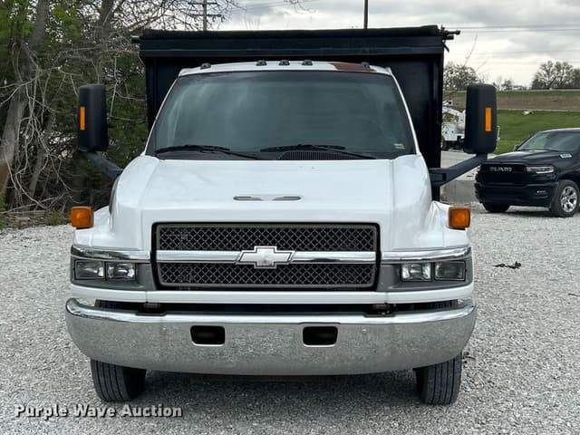 Image of Chevrolet C5500 equipment image 1