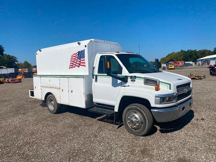 SOLD - 2005 Chevrolet C5500 Other Equipment Trucks | Tractor Zoom