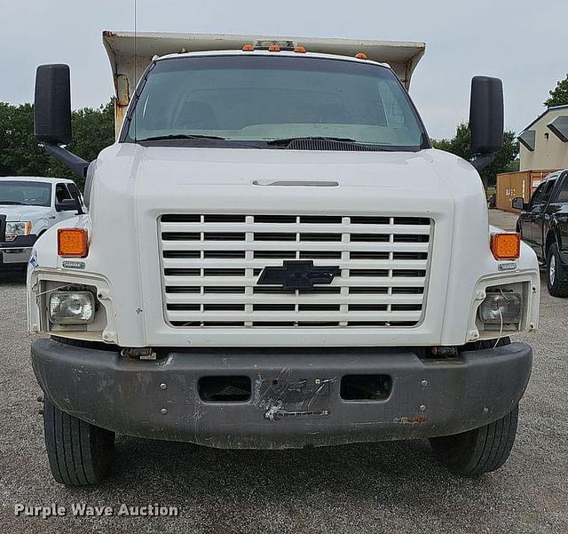 Image of Chevrolet C6500 equipment image 1