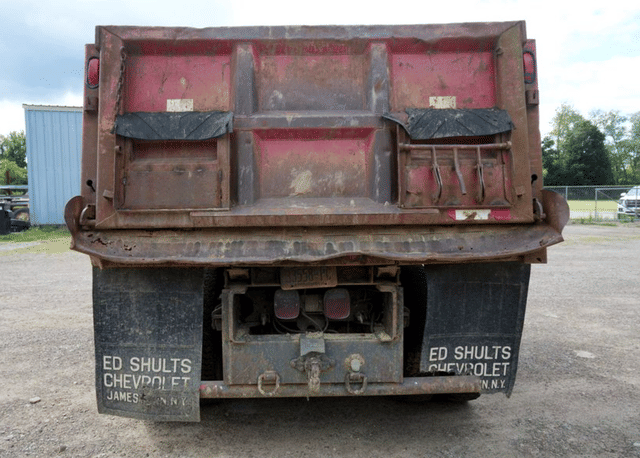 Image of Chevrolet C7500 equipment image 3