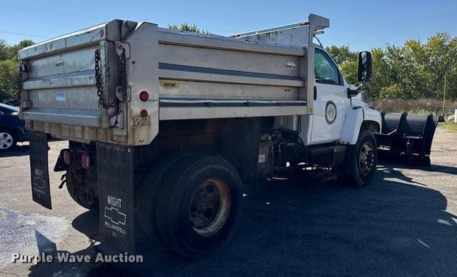 Image of Chevrolet C7500 equipment image 4