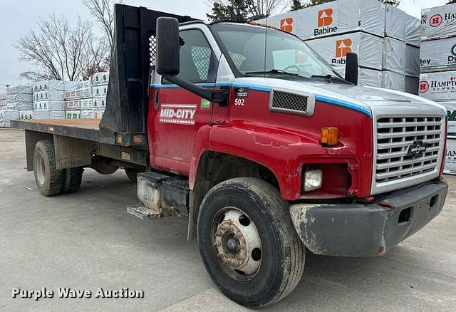 Image of Chevrolet C7500 equipment image 2