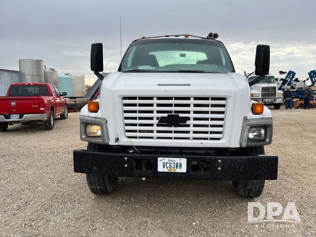 Image of Chevrolet C8500 equipment image 2