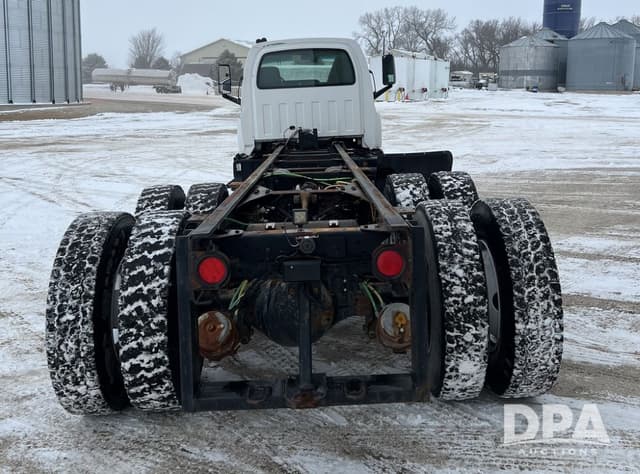 Image of Chevrolet C8500 equipment image 2