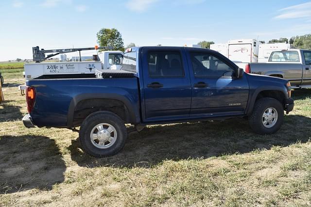 Image of Chevrolet Colorado equipment image 3