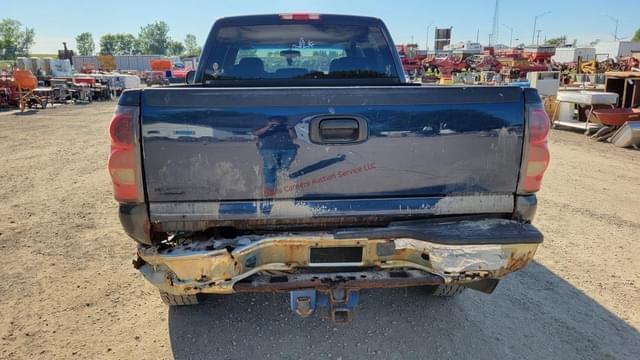 Image of Chevrolet K2500 equipment image 3