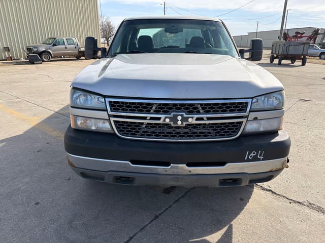 Image of Chevrolet K2500 equipment image 1