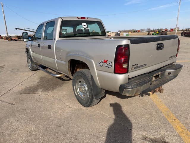 Image of Chevrolet K2500 equipment image 4