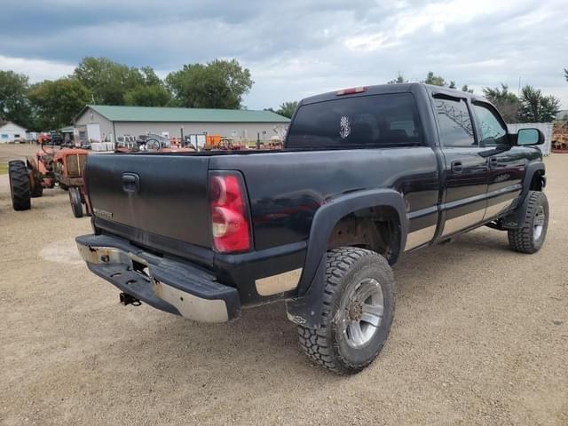 Image of Chevrolet K2500 equipment image 4