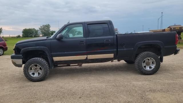 Image of Chevrolet K2500 equipment image 1