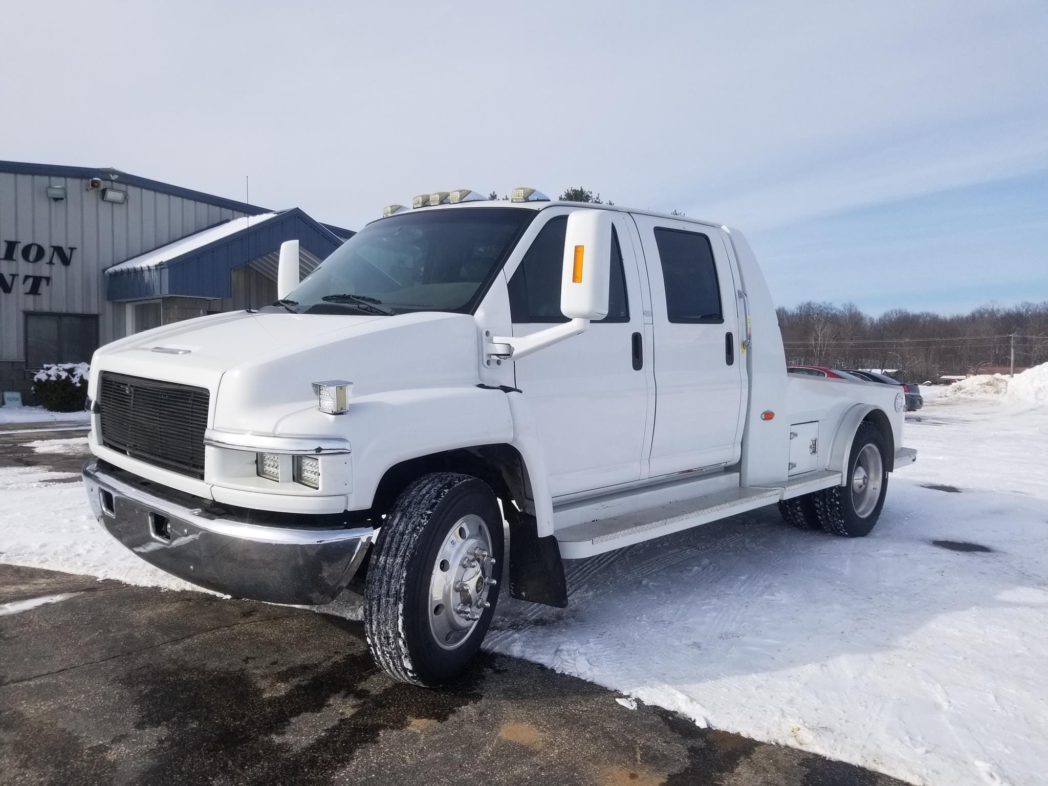 2005 Chevrolet C4500 Equipment Image0
