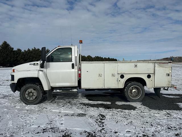 Image of Chevrolet C4500 equipment image 1